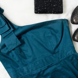 French Connection Blue Green Cinched Waist Dress